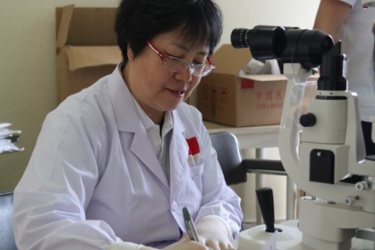 The experts from Lan Zhou University Second Hospital successfully completed the Chinese brightness action campaign in Madagascar