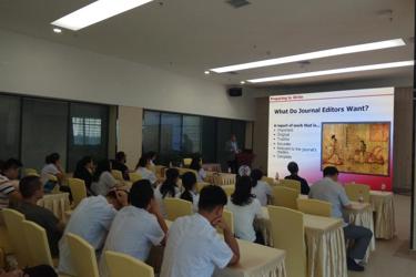 Lanzhou University Second Hospital invited Professor Samuel Dudley for academic exchanges.