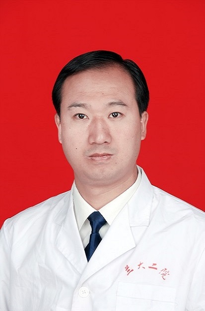  尚攀峰