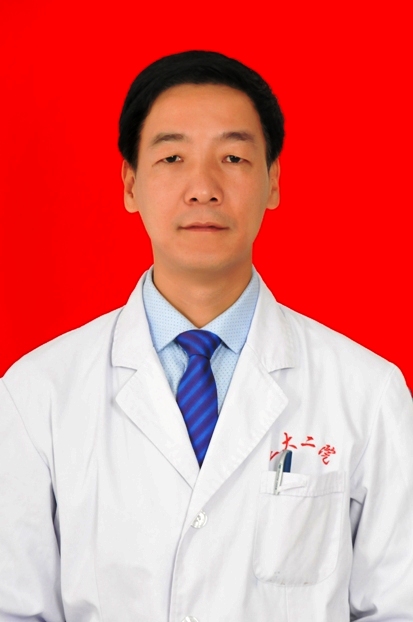  周栋